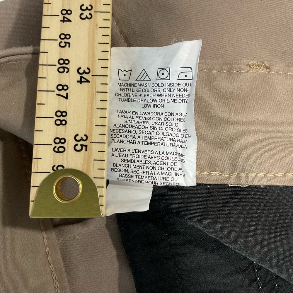 NWOT ‘Secret Shapes’ LEE Regular Fit Straight Leg Mid Rise Women’s Khaki Pants - Picture 11 of 11